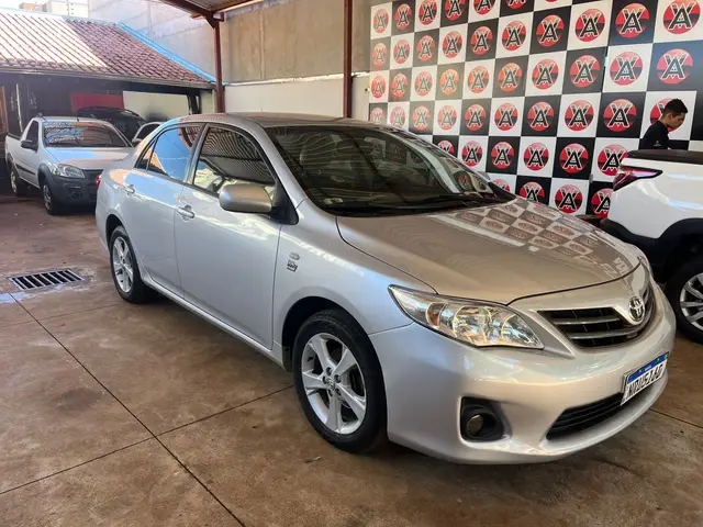 Carro Toyota Corolla 2013 Sedan 1.8 Dual VVT-i GLI (flex)