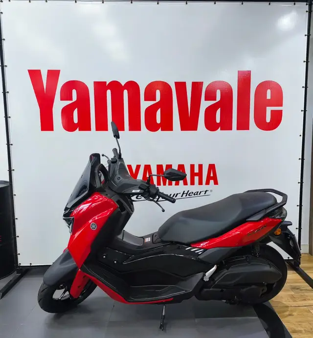 Moto Yamaha NMax 2025 Connected 160 ABS