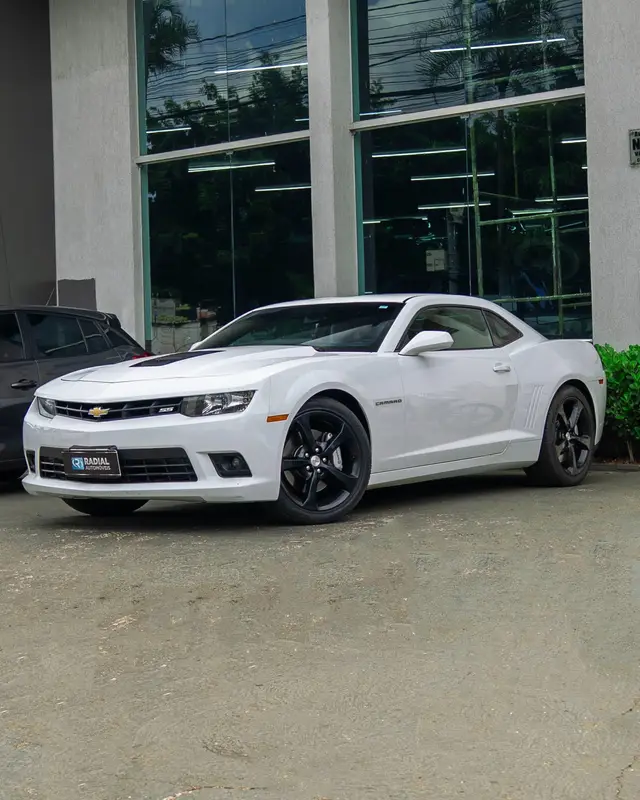 Carro Chevrolet Camaro 2014 SS 6.2