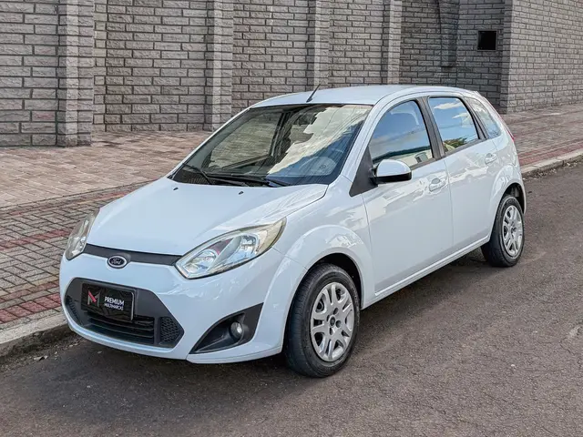 Carro Ford Fiesta Hatch 2014 1.6 (Flex)