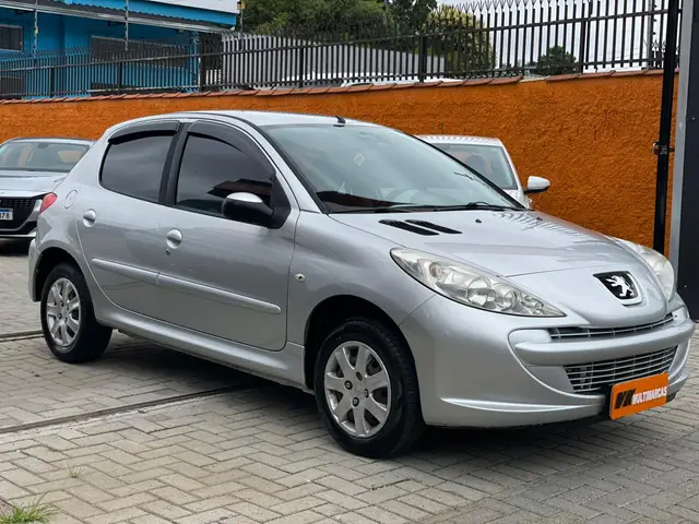 Carro Peugeot 207 2013 Hatch XR 1.4 8V (flex) 2p