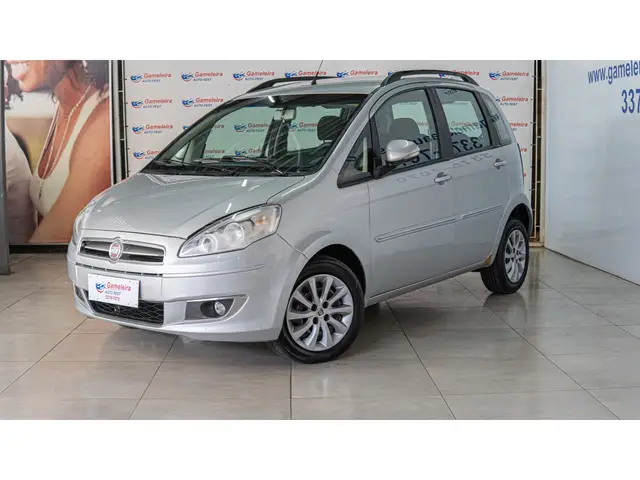Carro Fiat Idea 2014 Attractive 1.4 8V (Flex)