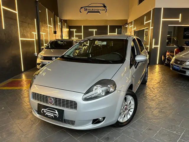 Carro Fiat Punto 2012 Attractive 1.4 (Flex)
