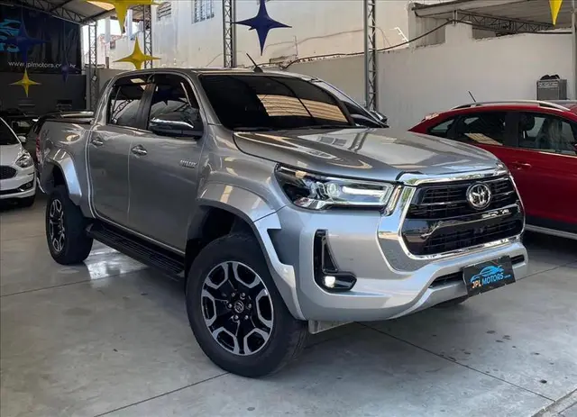 Carro Toyota Hilux Cabine Dupla 2024 SRX Plus 4x4 2.8 Diesel
