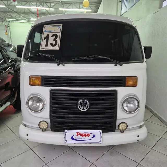 Carro Volkswagen Kombi Furgão 2013 Kombi Furgao 1.4 (Flex)