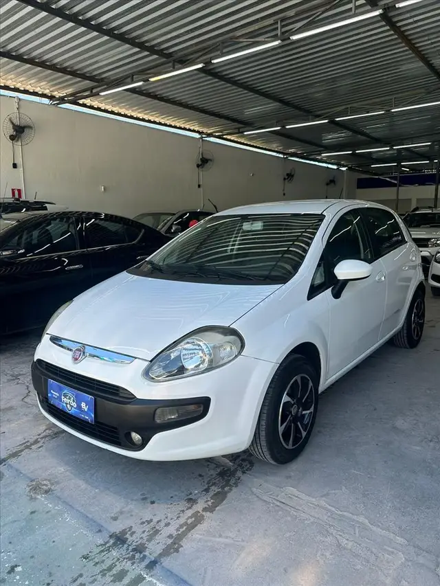 Carro Fiat Punto 2016 Attractive 1.4 (Flex)