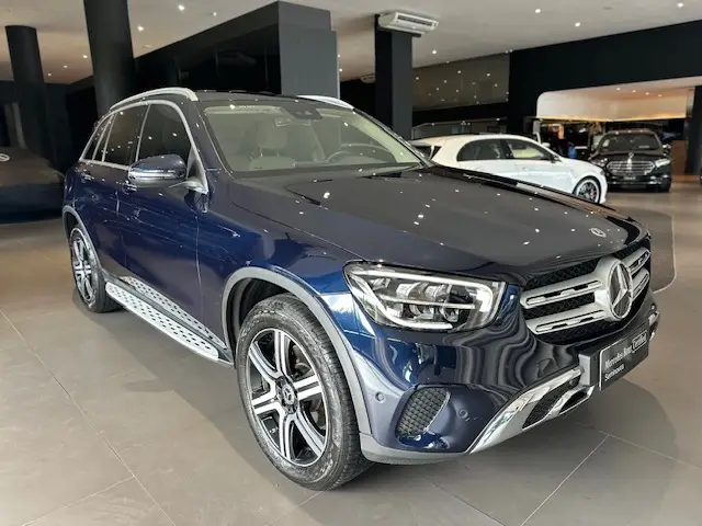 Carro Mercedes-Benz GLC 220d 2021 Off-road 2.0 Turbodiesel 4MATIC (Aut)