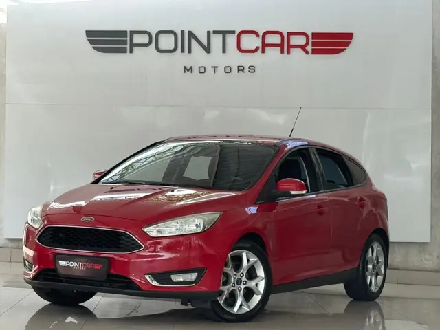 Carro Ford Focus Hatch 2016 SE Plus 2.0 PowerShift
