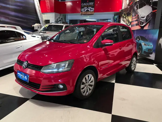 Carro Volkswagen Fox 2015 Comfortline 1.0 TEC (Flex)