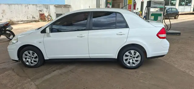 Carro Nissan Tiida Sedan 2012 1.8 16V (Flex)