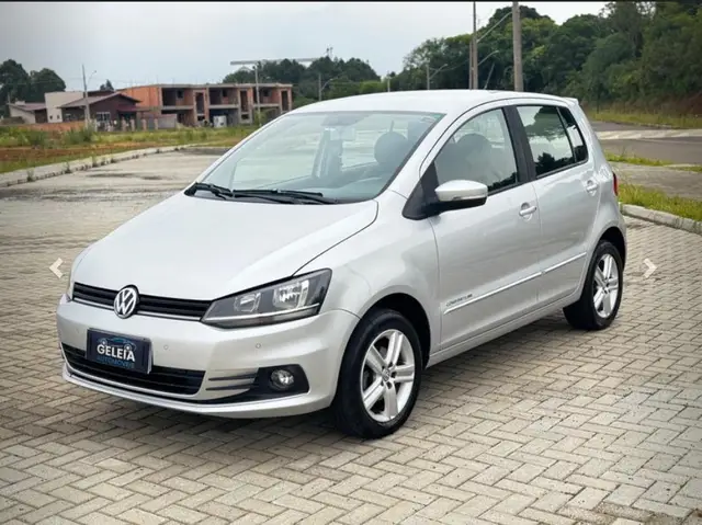Carro Volkswagen Fox 2016 1.6 MSI Comfortline (Flex)