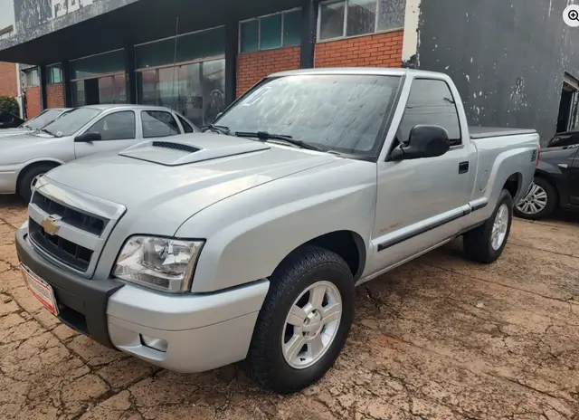 Carro Chevrolet S10 Cabine Simples 2010 S10 Advantage 4x2 2.4 (Flex) (Cab Simples)