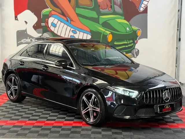 Carro Mercedes-Benz A 200 2020 Advance 1.3 CGI gasolina  (Aut)