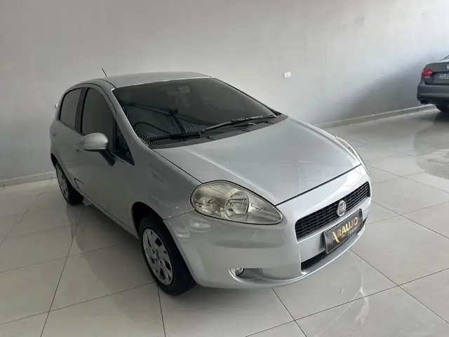Carro Fiat Punto 2011 Attractive 1.4 (Flex)
