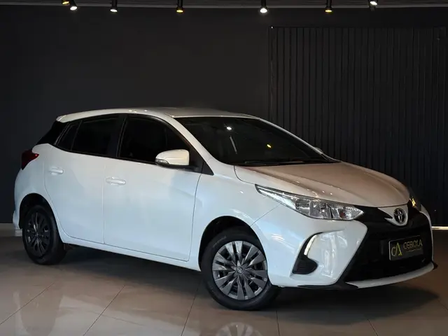 Carro Toyota Yaris 2023 XL 1.5 (Flex) (Aut)