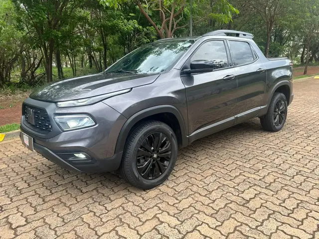 Carro Fiat Toro 2023 Volcano 1.3