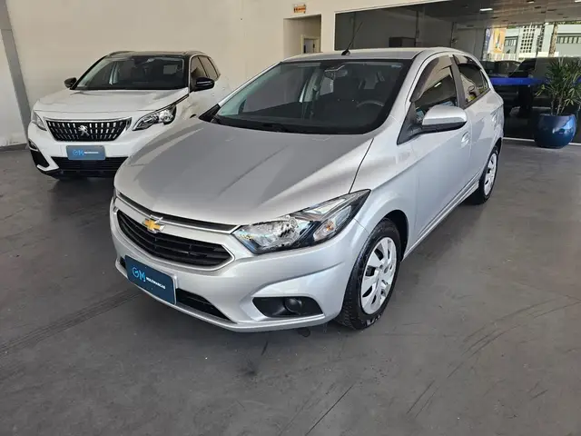 Carro Chevrolet Onix 2018 LT 1.4 8V FlexPower 5p Mec.