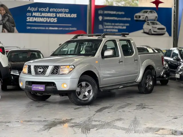 Carro Nissan Frontier 2013 SE Attack 2.5 4x2 (Cab.Dupla)