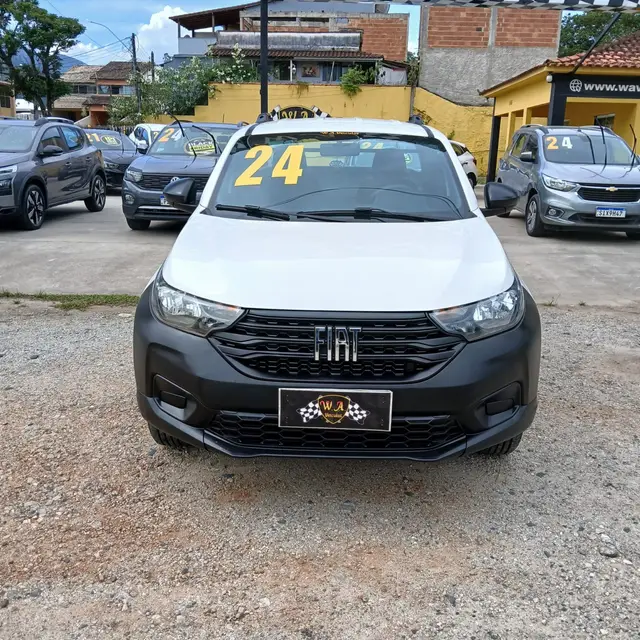 Carro Fiat Strada 2024 Endurance 1.3 Flex 8V CS