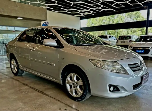 Carro Toyota Corolla 2010 Sedan XEi 1.8 16V (flex)