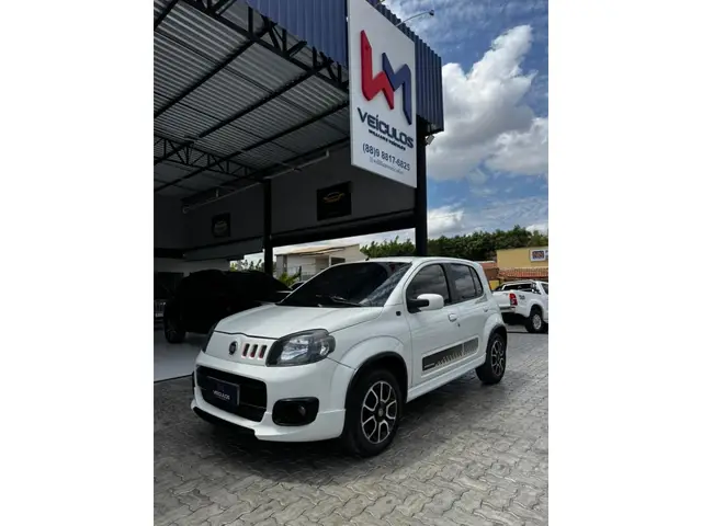 Carro Fiat Uno 2014 Sporting 1.4 8V (Flex) 4p