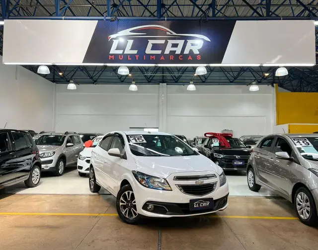 Carro Chevrolet Onix 2015 1.4 LTZ SPE/4