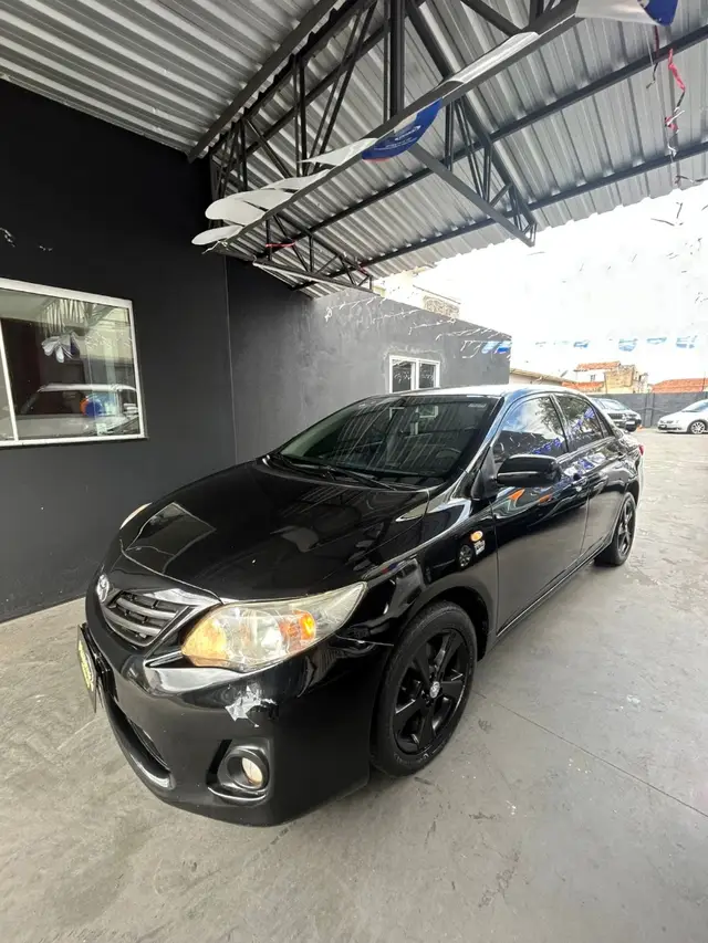 Carro Toyota Corolla 2014 Sedan 1.8 Dual VVT-i GLI (flex)