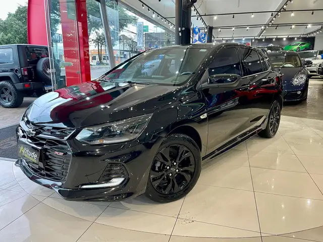 Carro Chevrolet Onix 2023 RS 1.0 Turbo (Aut.)