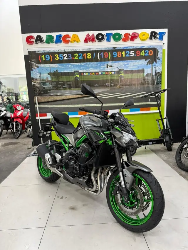 Moto Kawasaki Z 900 2025 Z 900