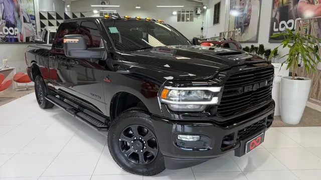 Carro Ram 2500 2024 Laramie 6.7 4X4