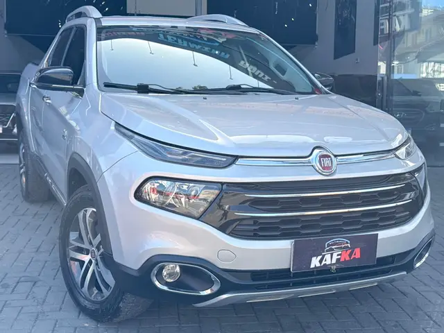 Carro Fiat Toro 2017 Volcano 2.0 diesel AT9 4x4