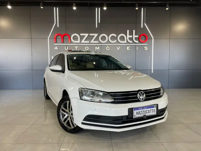 Carro Volkswagen Jetta 2016 2.0 Comfortline Tiptronic (Flex)