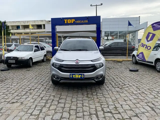 Carro Fiat Toro 2018 Freedom 2.0 diesel MT6 4x4