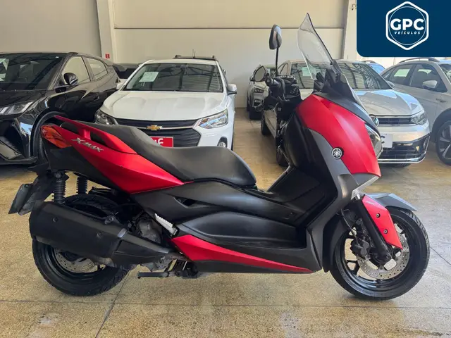 Moto Yamaha XMax 2021 250 (ABS)