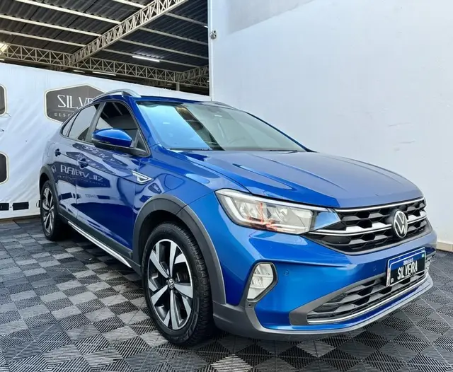 Carro Volkswagen Nivus 2023 Highline 200 TSI