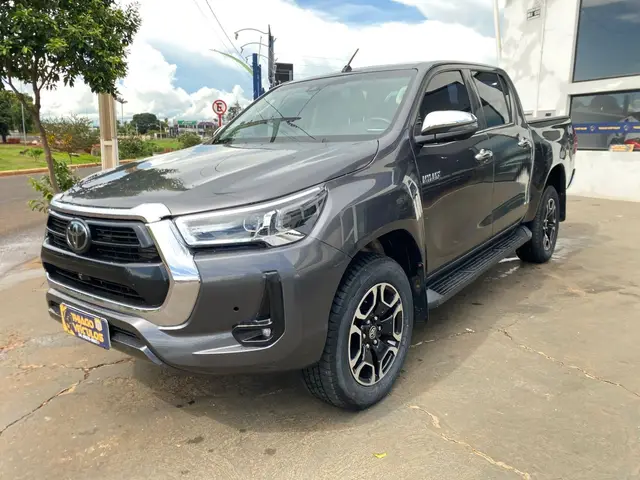 Carro Toyota Hilux Cabine Dupla 2022 SRX 2.8 TDI CD 4x4 (Aut)