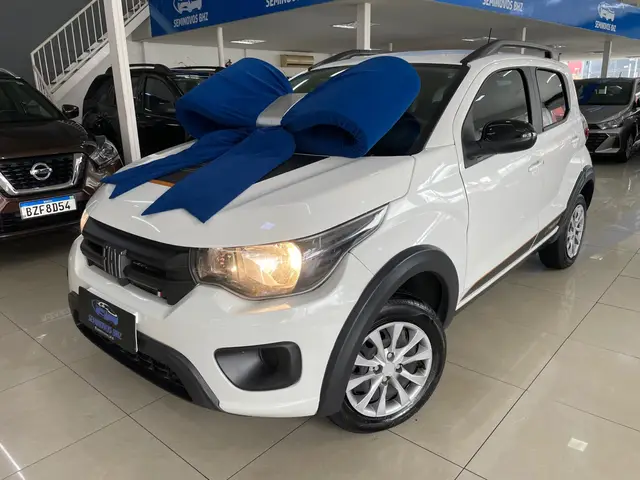 Carro Fiat Mobi 2024 Trekking 1.0