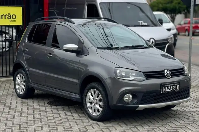 Carro Volkswagen CrossFox 2014 1.6 Mi Total Flex
