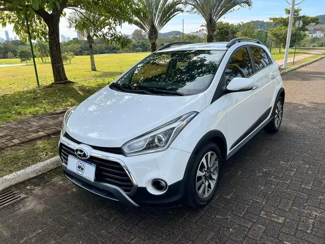 Carro Hyundai HB20X 2017 Premium 1.6 (Aut) (Flex)