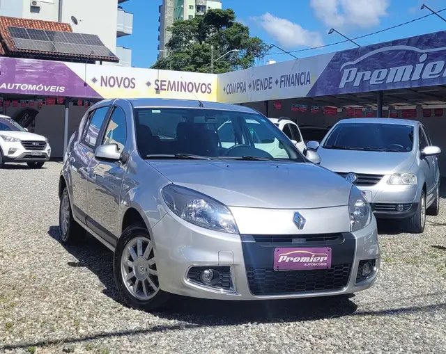 Carro Renault Sandero 2014 Privilege 1.6 16V (Flex)(aut)