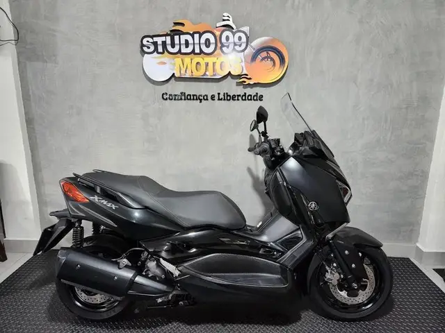 Moto Yamaha XMax 2022 250 (ABS)