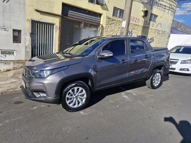 Carro Fiat Strada 2021 Freedom 1.4 CD (Flex)