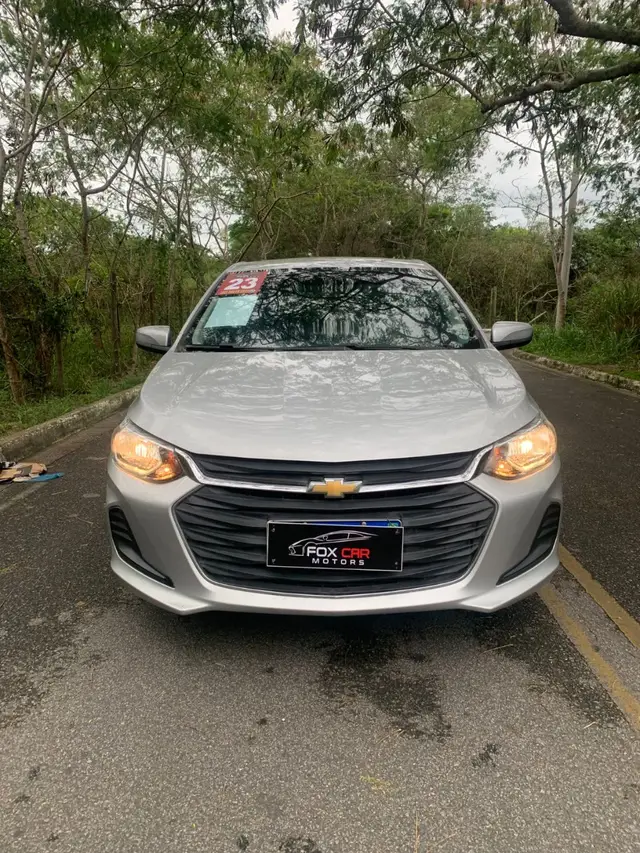 Carro Chevrolet Onix 2023 LT 1.0
