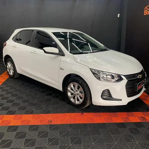 Carro Chevrolet Onix 2022 1.0 (Flex)