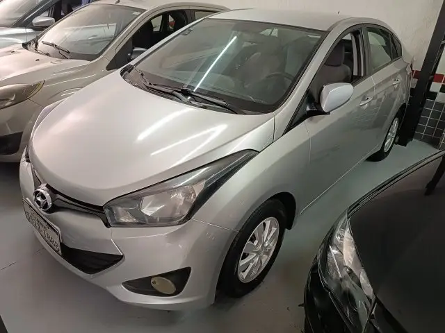 Carro Hyundai HB20S 2014 1.0 Comfort Plus (Flex)