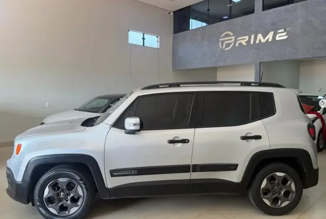 Carro Jeep Renegade 2016 Sport 1.8 4x2 (Flex)