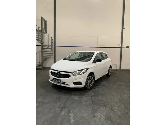 Carro Chevrolet Onix 2021 1.0 (Flex)