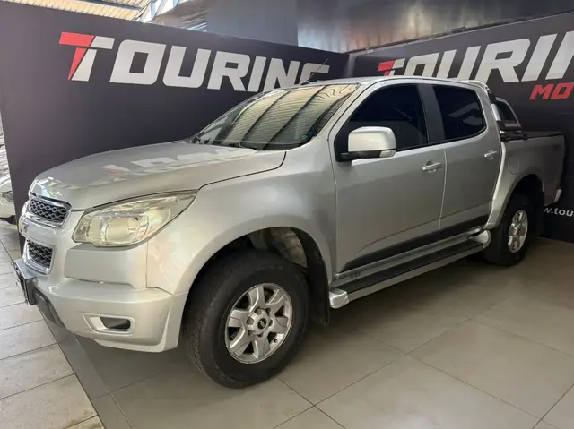 Carro Volkswagen Golf 2017 Highline 1.4 TSI Total Flex Aut.