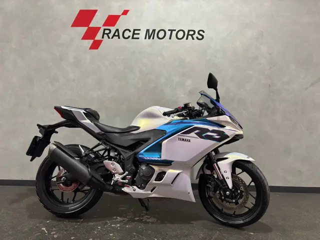 Moto Yamaha YZF R3 2026 Connected
