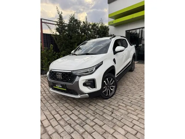 Carro Fiat Strada 2025 Ranch 1.0 Flex Turbo CD Aut.